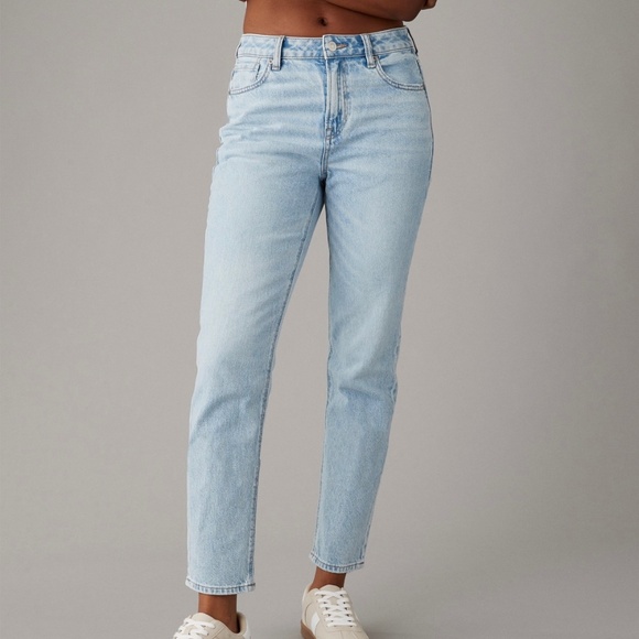 American eagle high rise mom jeans - Picture 1 of 1